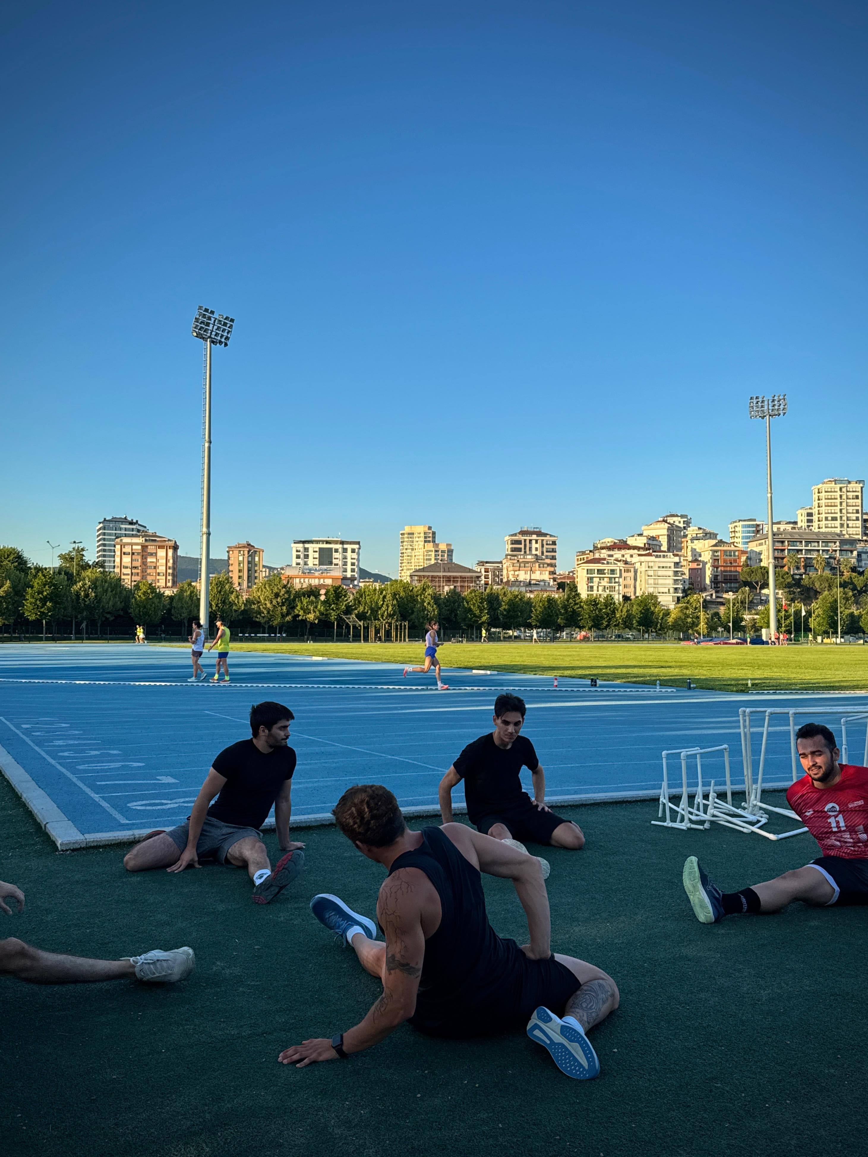 ATLETİK KUVVET & PATLAYICI GÜÇ